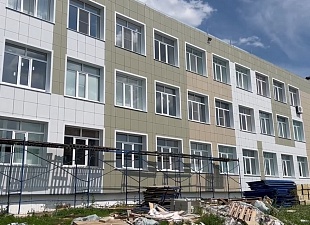В Богословке идет масштабный капитальный ремонт школы имени С.А.Суркова